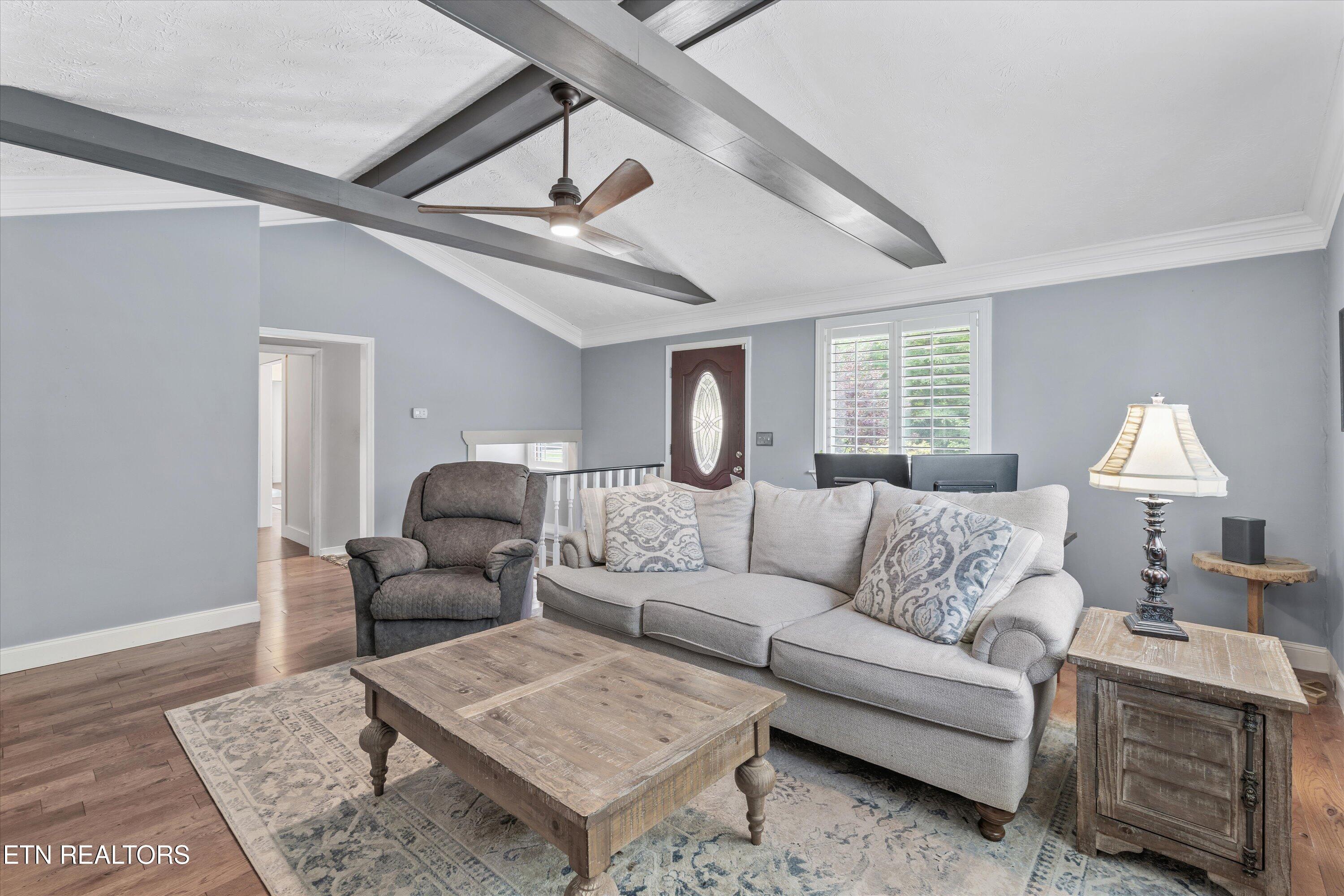 976 Lone Road Pioneer, TN 37847 - Photo 16 of 40 2nd living room