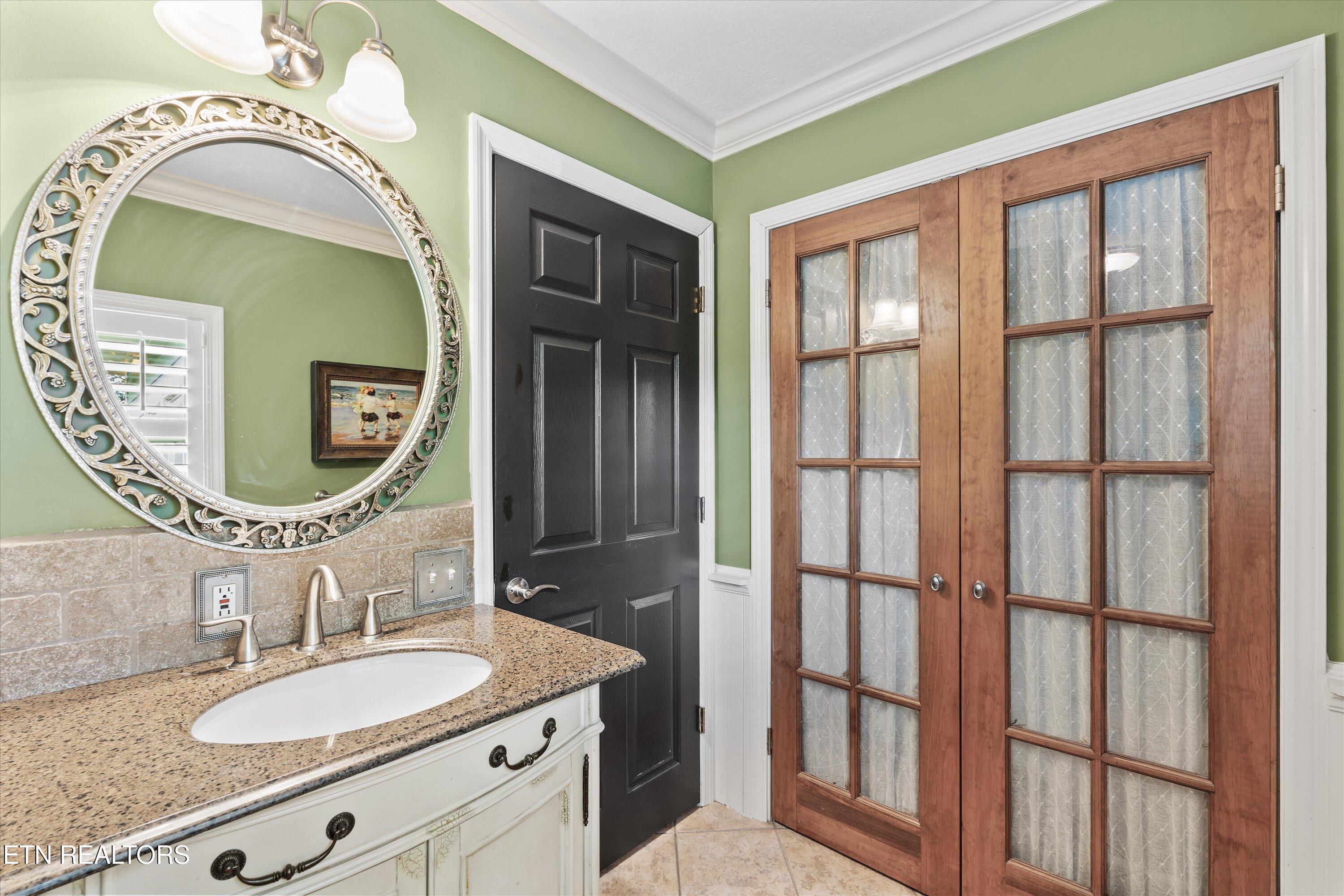 976 Lone Road Pioneer, TN 37847 - Photo 17 of 40 bathroom 2
