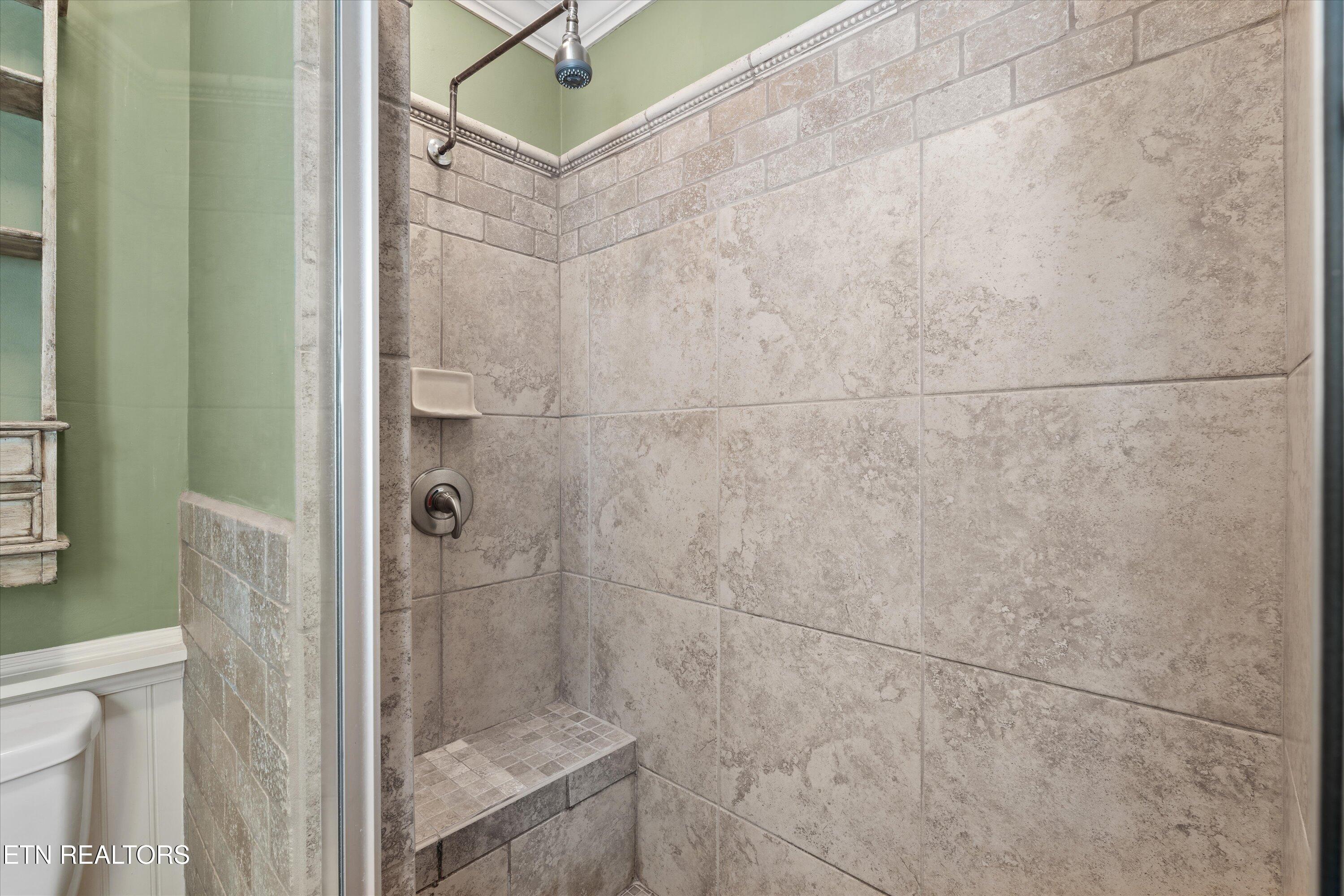 976 Lone Road Pioneer, TN 37847 - Photo 18 of 40 bathroom 2