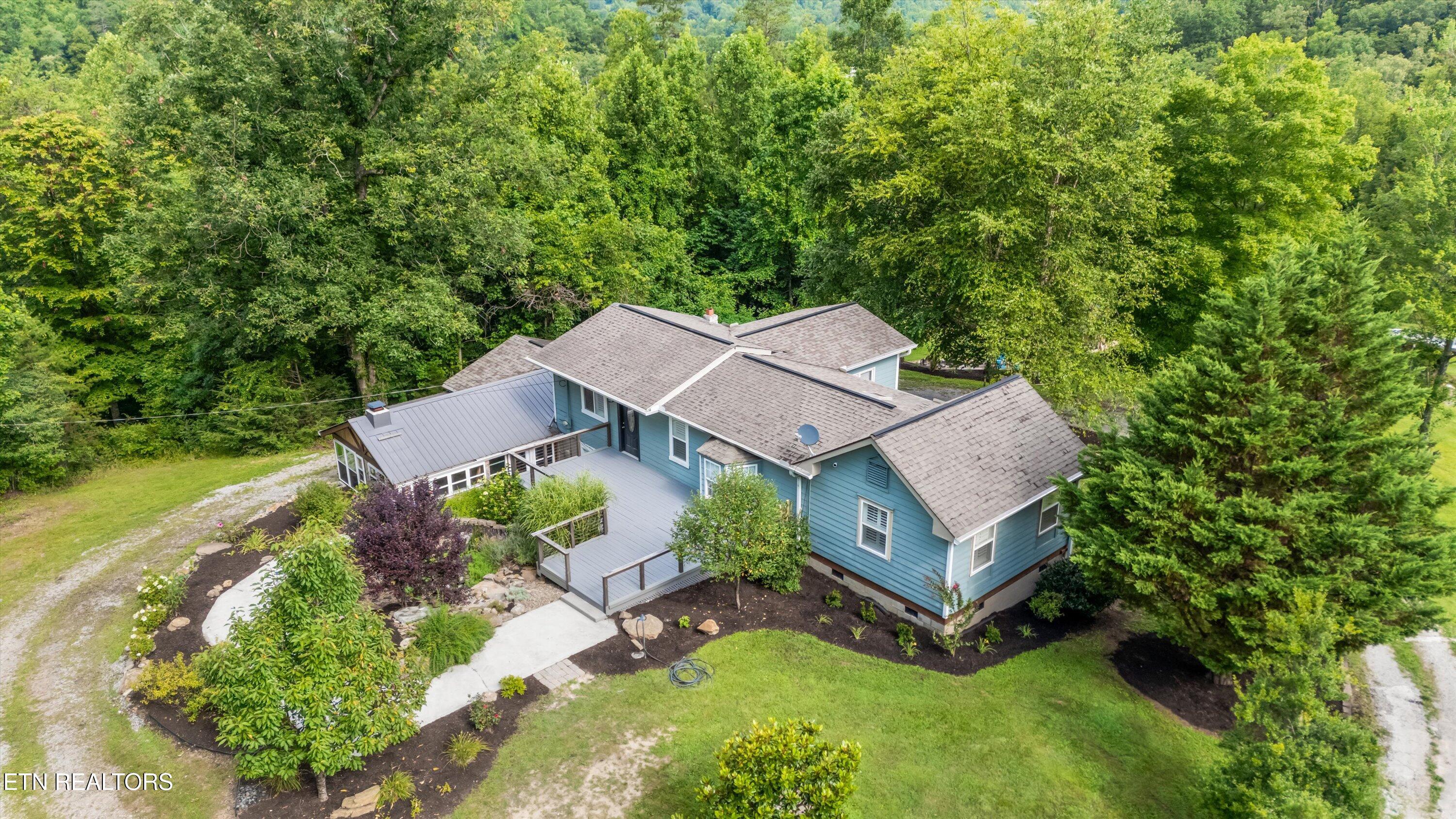 976 Lone Road Pioneer, TN 37847 - Photo 36 of 40 aerial view