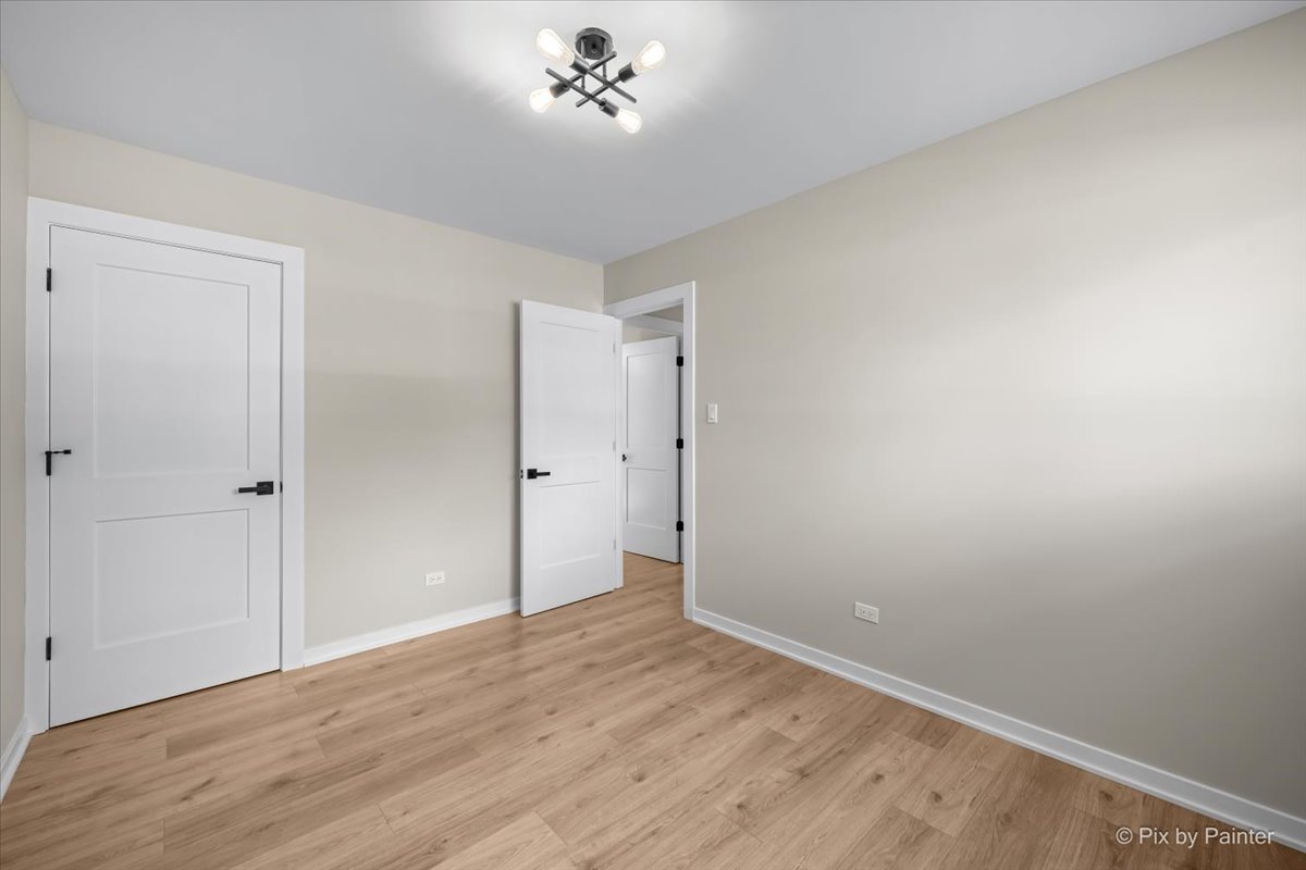 1420 Cooper Road Hoffman Estates, IL 60169 - Photo 26 of 33