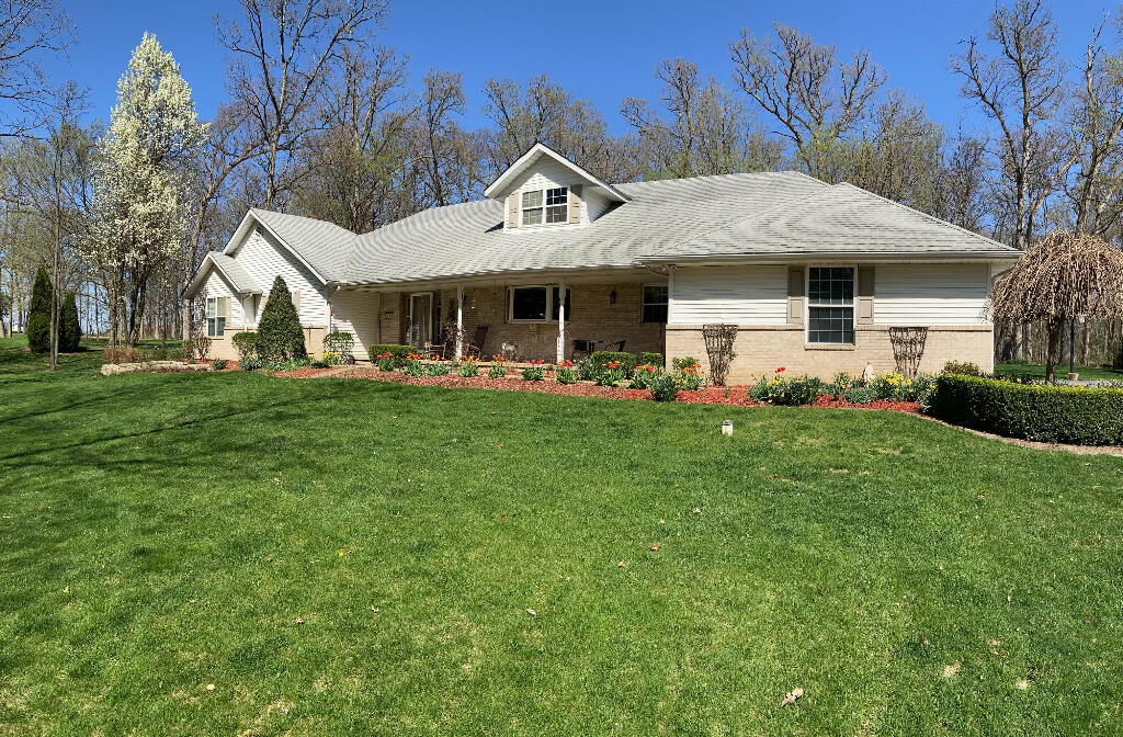 17973 Warrick Road Hebron, IN 46341 - Photo 1 of 58 1024x672