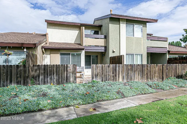 $459,000 | 519 East Rice Ranch Road, Santa Maria, CA 93455