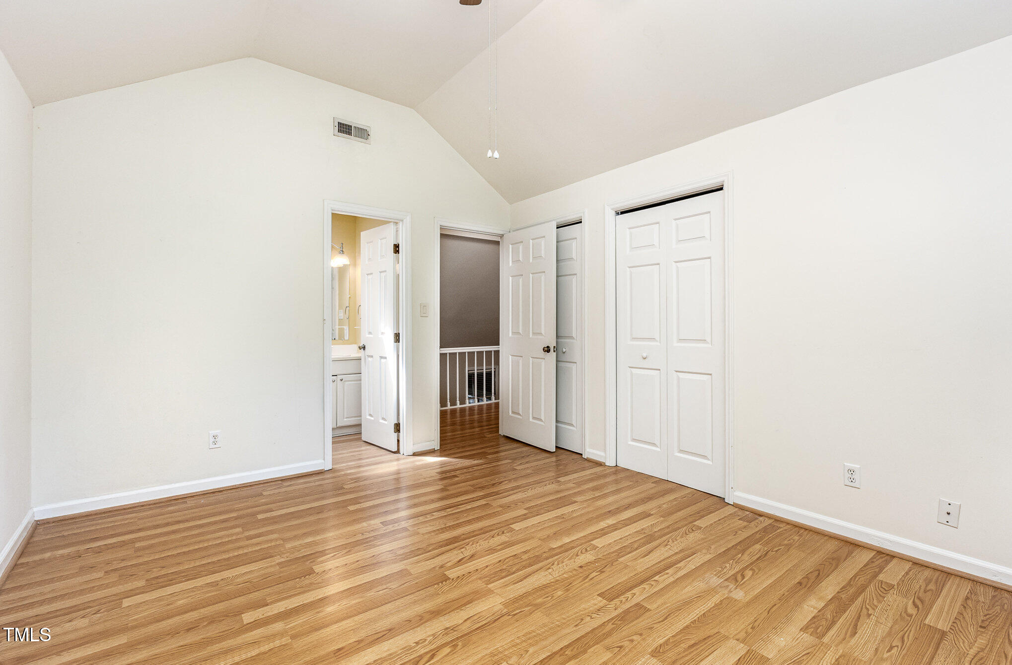 1015 Boathouse Court Raleigh, NC 27615 - Photo 24 of 37 020_cj4a9084-edit_128