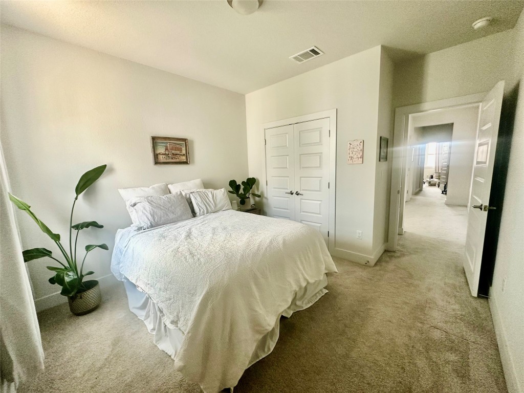 8600 Cumbrae Lane Austin, TX 78744 - Photo 13 of 29