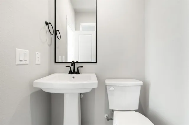 $379,900 | 2020 Aldrich Road, Celina, TX 75009