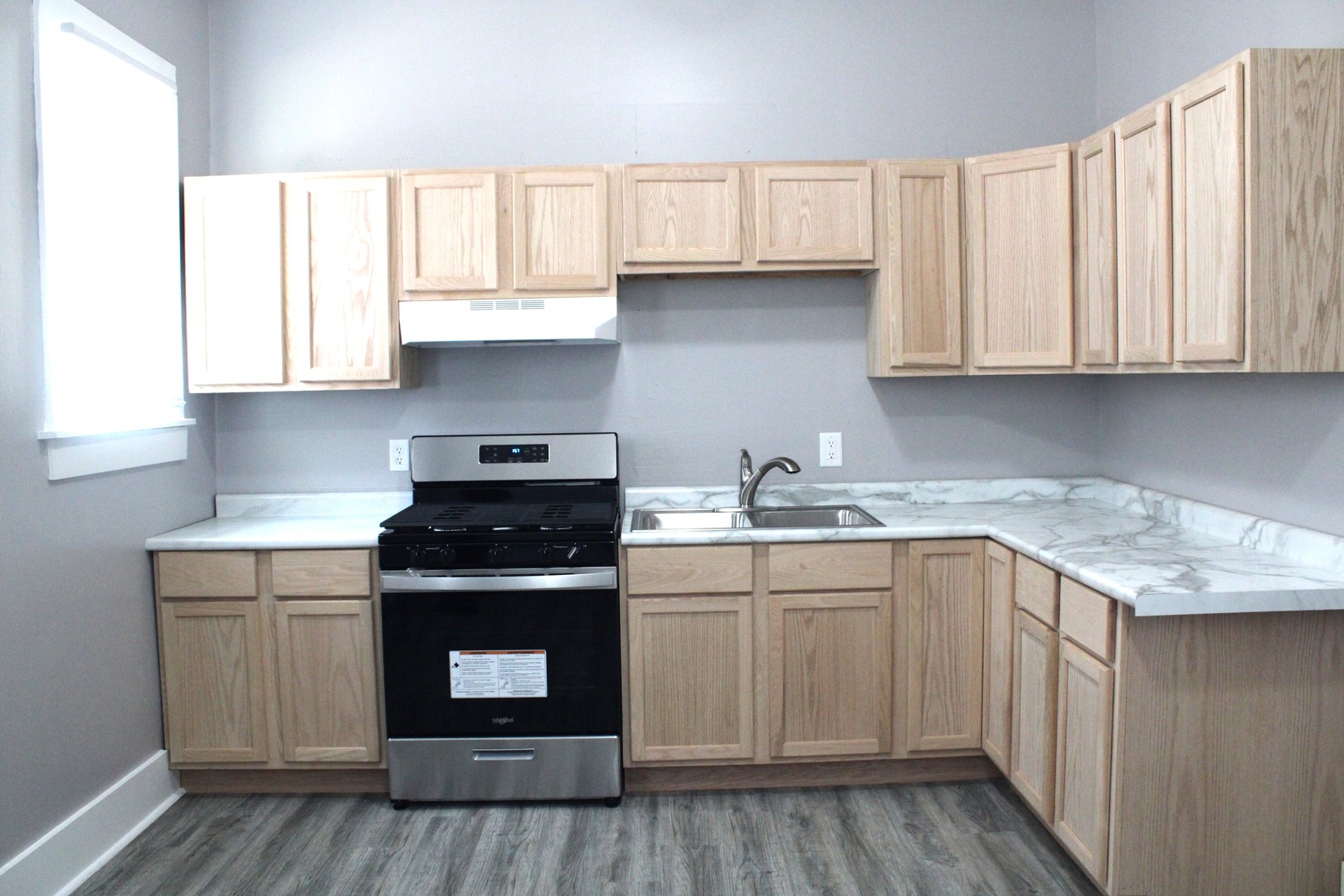 216 Fifth Street Aurora, IL 60505 - Photo 11 of 13