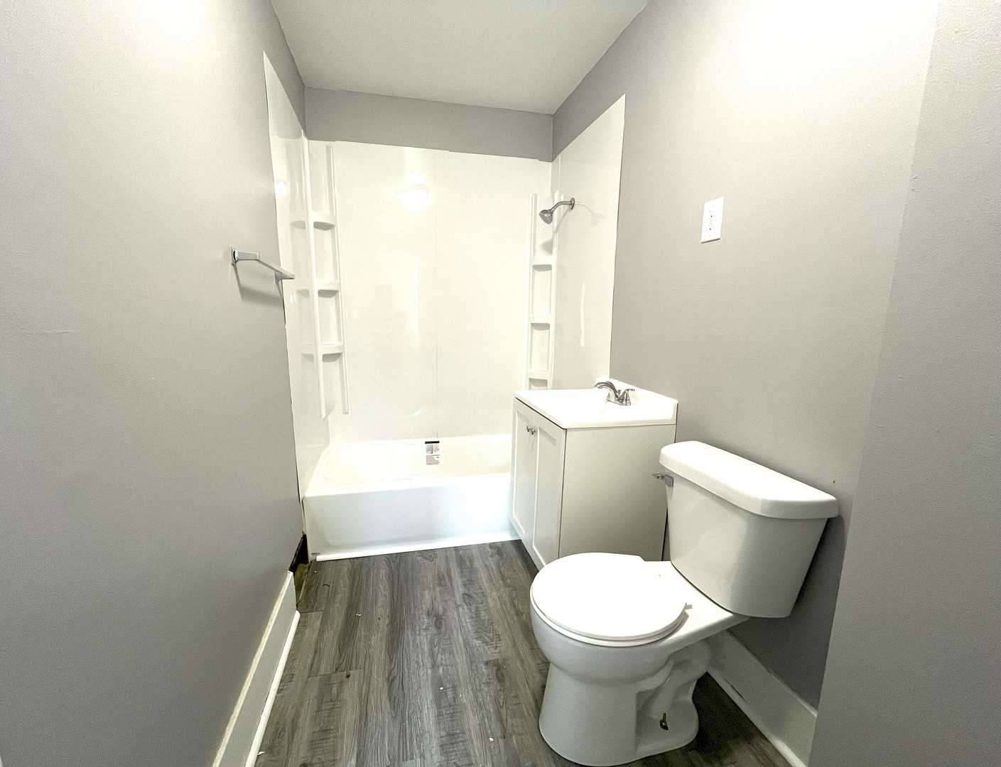 216 Fifth Street Aurora, IL 60505 - Photo 6 of 13