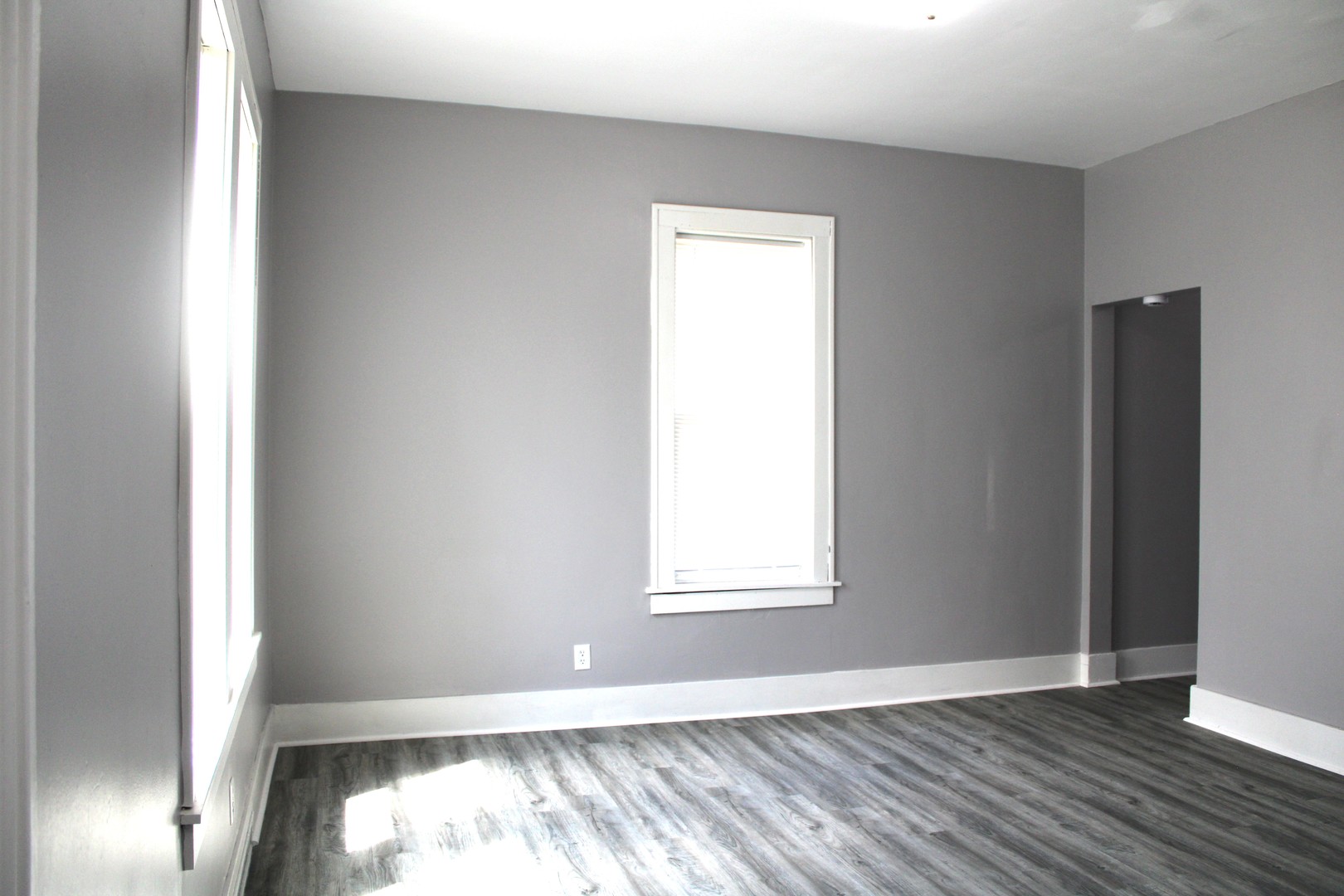 216 Fifth Street Aurora, IL 60505 - Photo 7 of 13