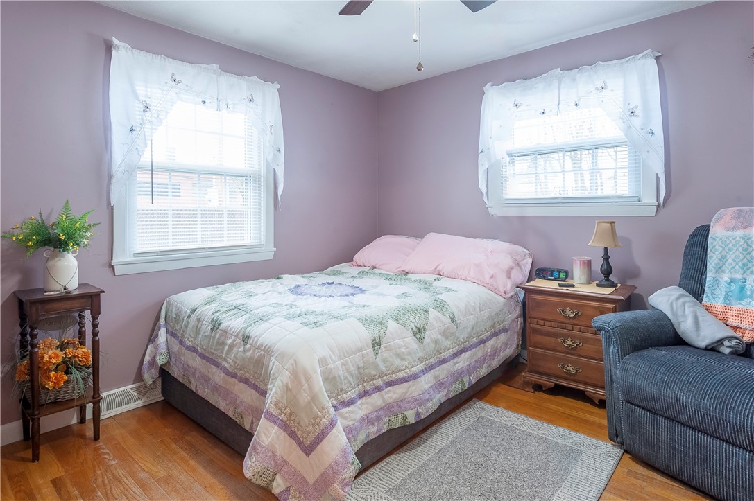 80 Oakland Avenue Pawtucket, RI 02861 - Photo 11 of 22