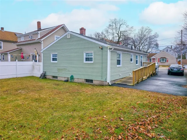 $399,900 | 80 Oakland Avenue, Pawtucket, RI 02861