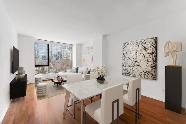 $2,800,000 | 255 Hudson Street, Unit 5AW | Hudson Square