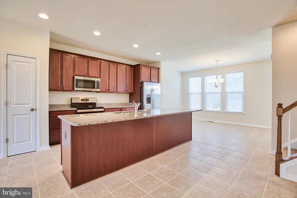 $2,199 | 127 Keller Court, Winchester, VA 22602