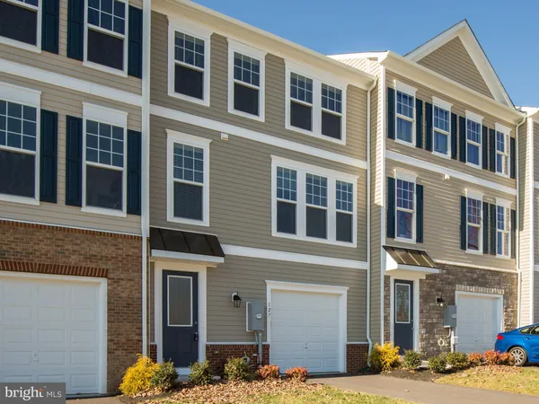 $2,199 | 127 Keller Court, Winchester, VA 22602