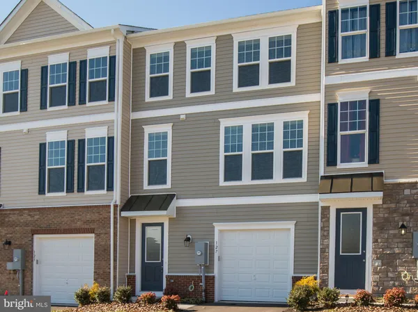 $2,199 | 127 Keller Court, Winchester, VA 22602