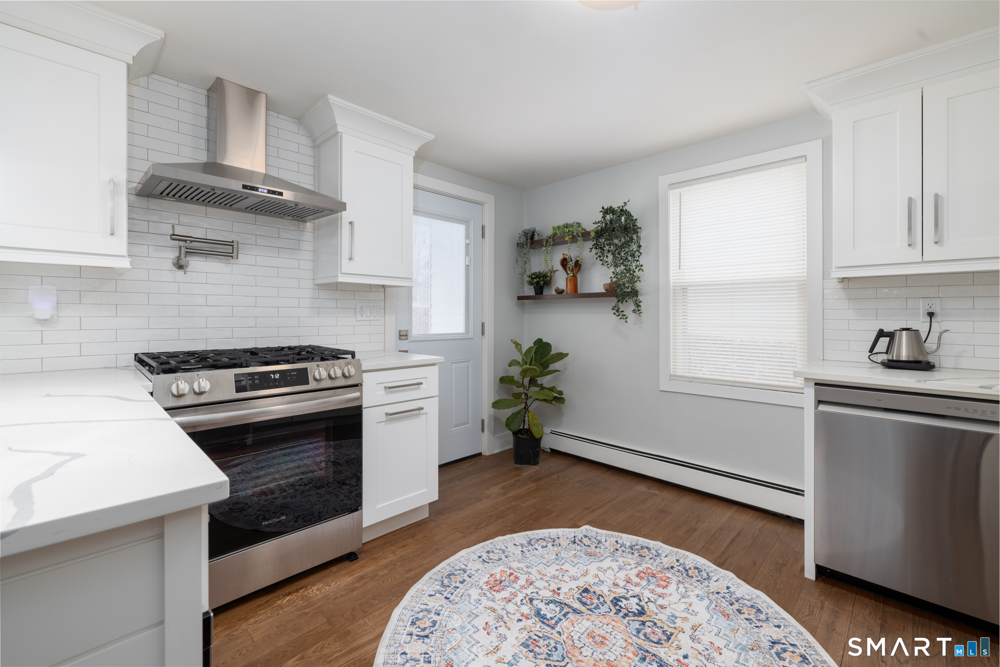 59 Macnamara Street Waterbury, CT 06708 - Photo 16 of 38