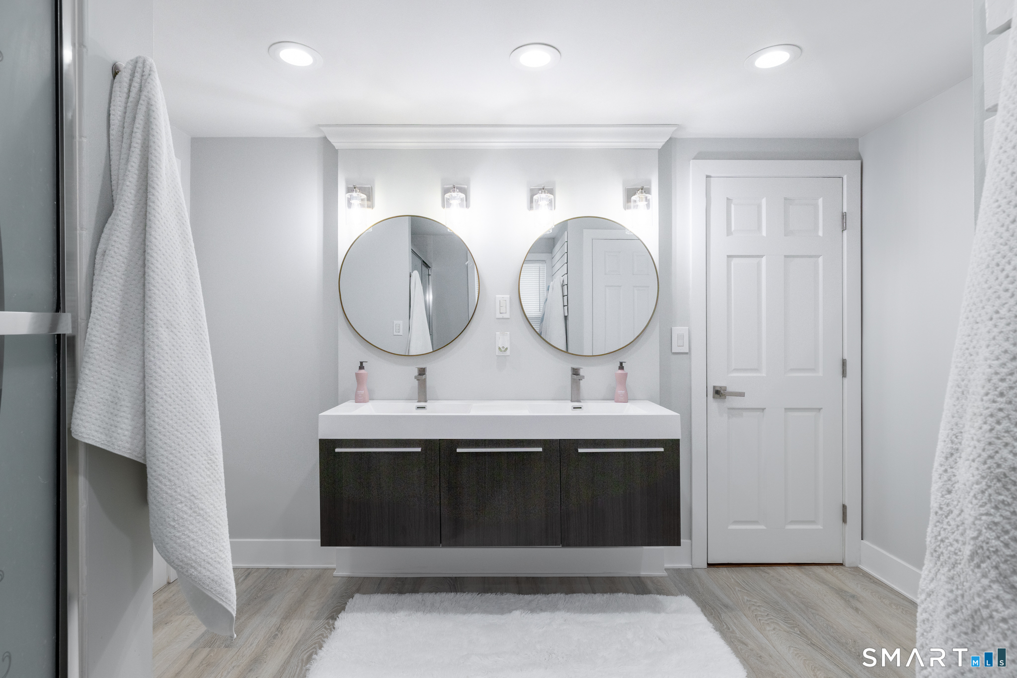 59 Macnamara Street Waterbury, CT 06708 - Photo 24 of 38