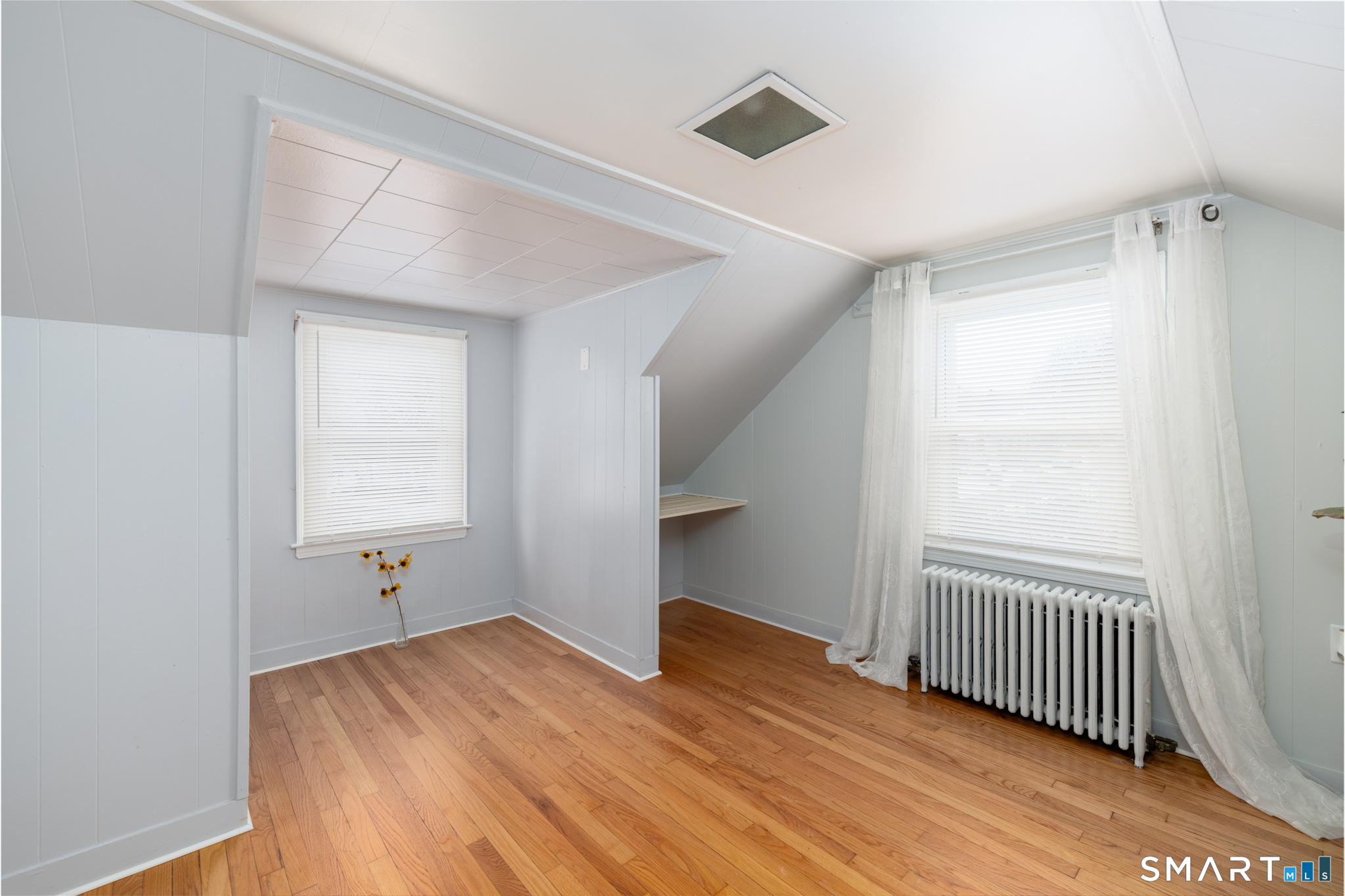 59 Macnamara Street Waterbury, CT 06708 - Photo 26 of 38