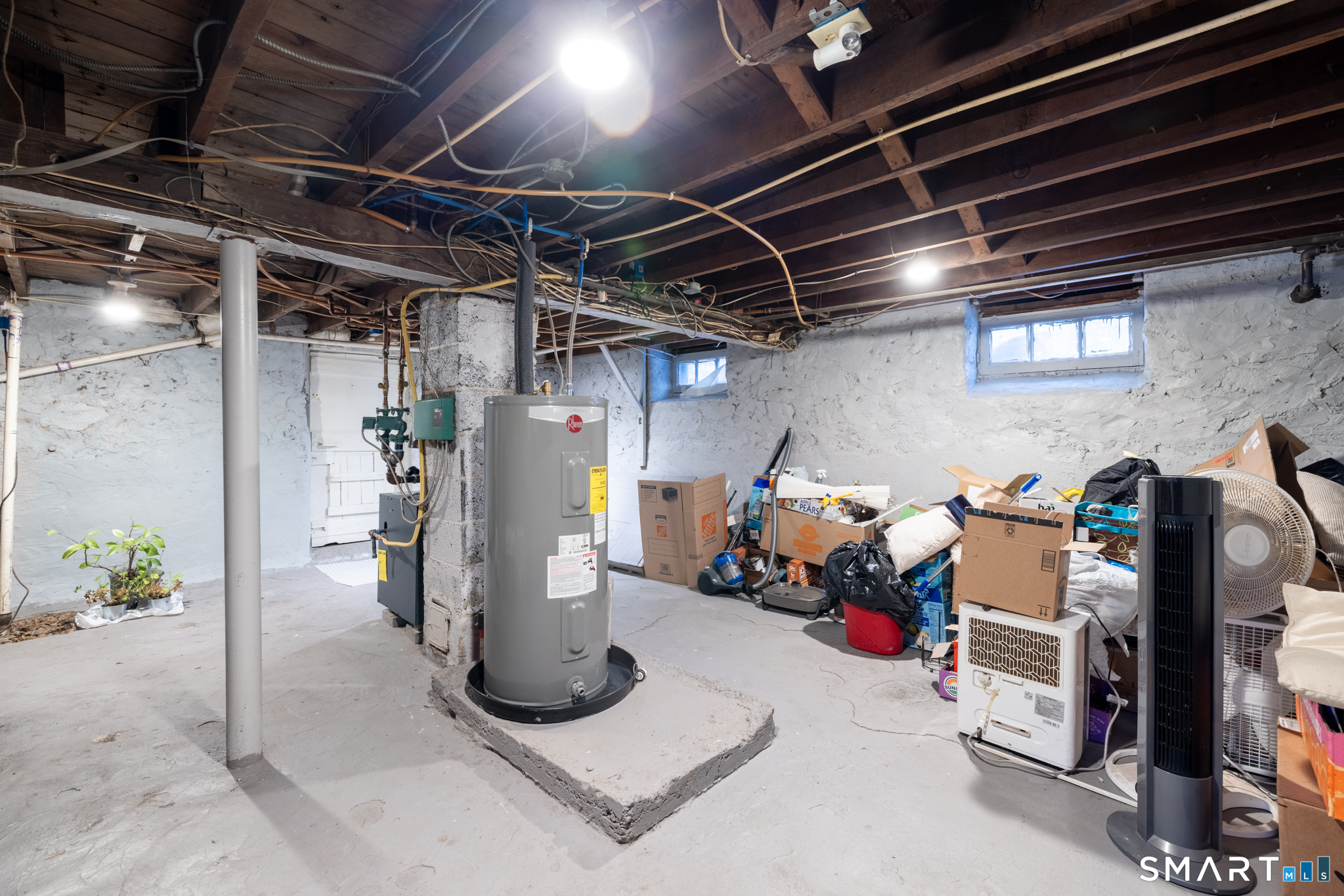 59 Macnamara Street Waterbury, CT 06708 - Photo 31 of 38