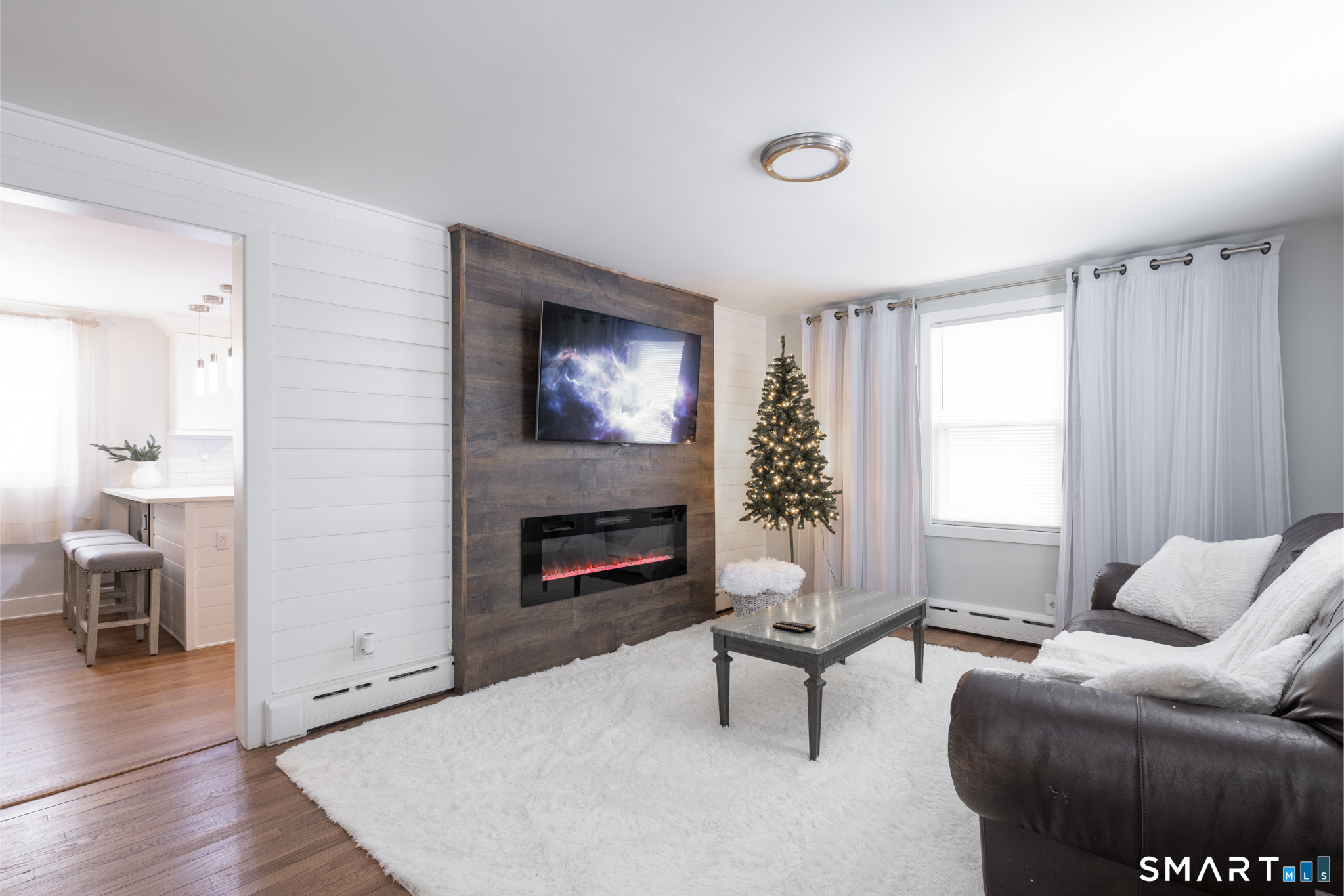 59 Macnamara Street Waterbury, CT 06708 - Photo 10 of 38