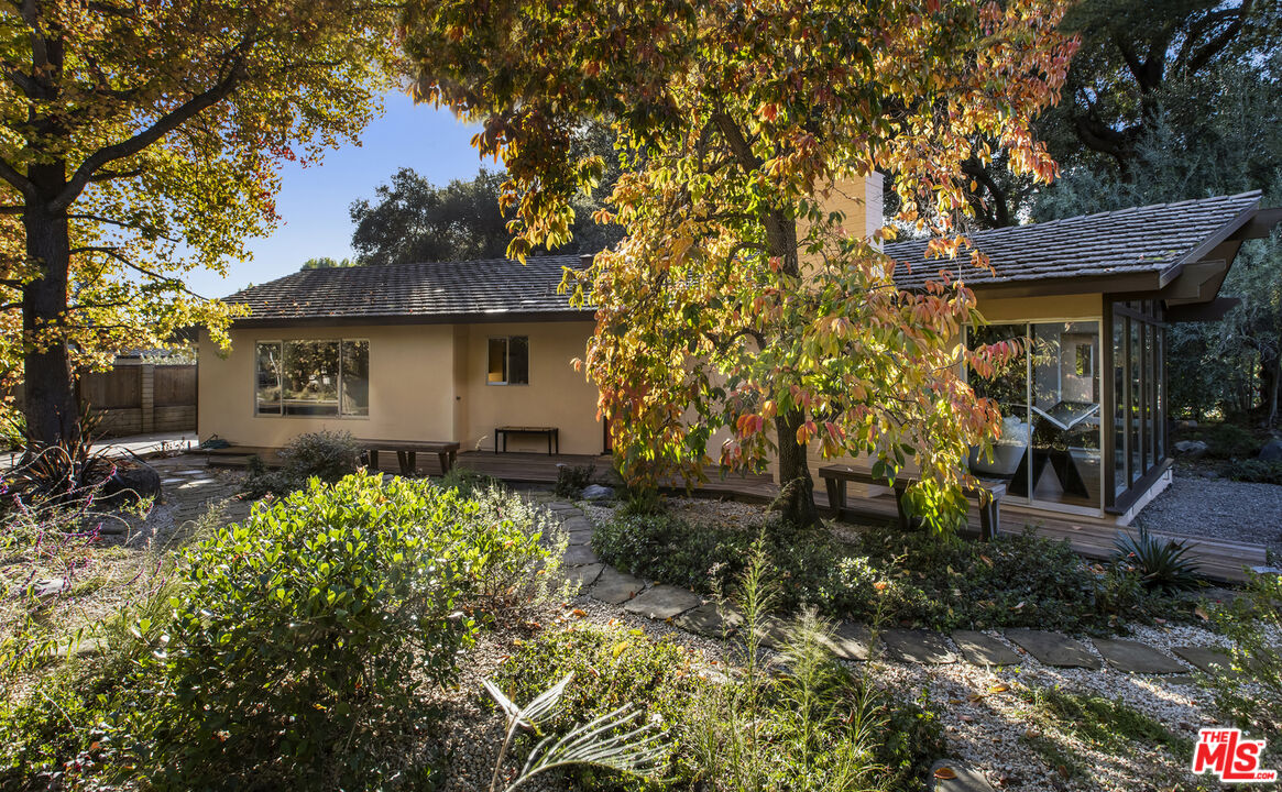 921 North San Marcos Road Santa Barbara, CA 93111 - Photo 5 of 44 a backyard of a house with lots of green space