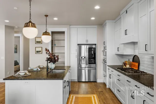 $675,000 | 3421 West Hidden Springs Drive, Boise, ID 83714