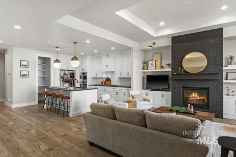 $675,000 | 3421 West Hidden Springs Drive, Boise, ID 83714