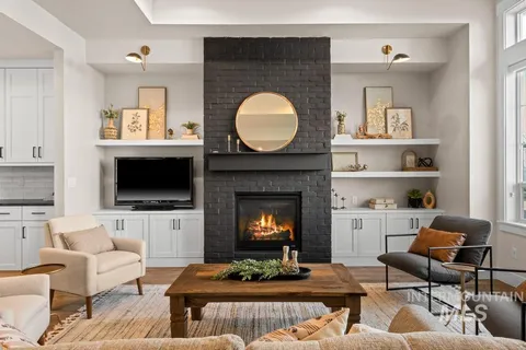 $675,000 | 3421 West Hidden Springs Drive, Boise, ID 83714