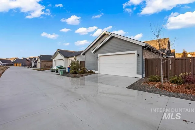 $675,000 | 3421 West Hidden Springs Drive, Boise, ID 83714