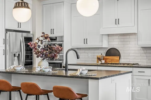 $675,000 | 3421 West Hidden Springs Drive, Boise, ID 83714