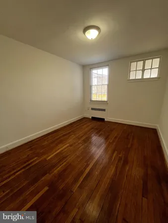 $1,695 | 410 East Glendale Avenue, Unit 10, Alexandria, VA 22301