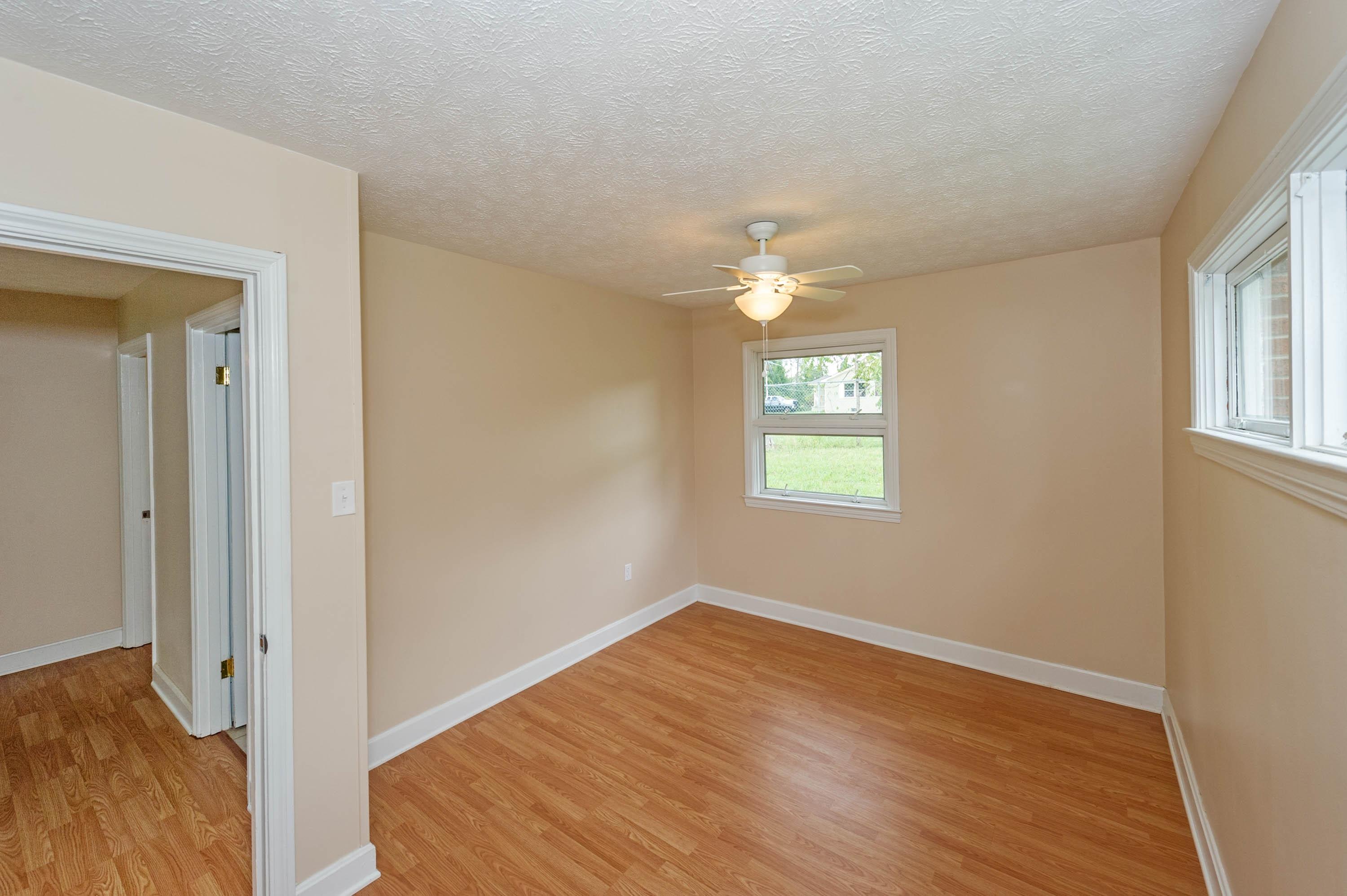 209 South High Knob Road La Follette, TN 37766 - Photo 11 of 16 _F323437-Edit
