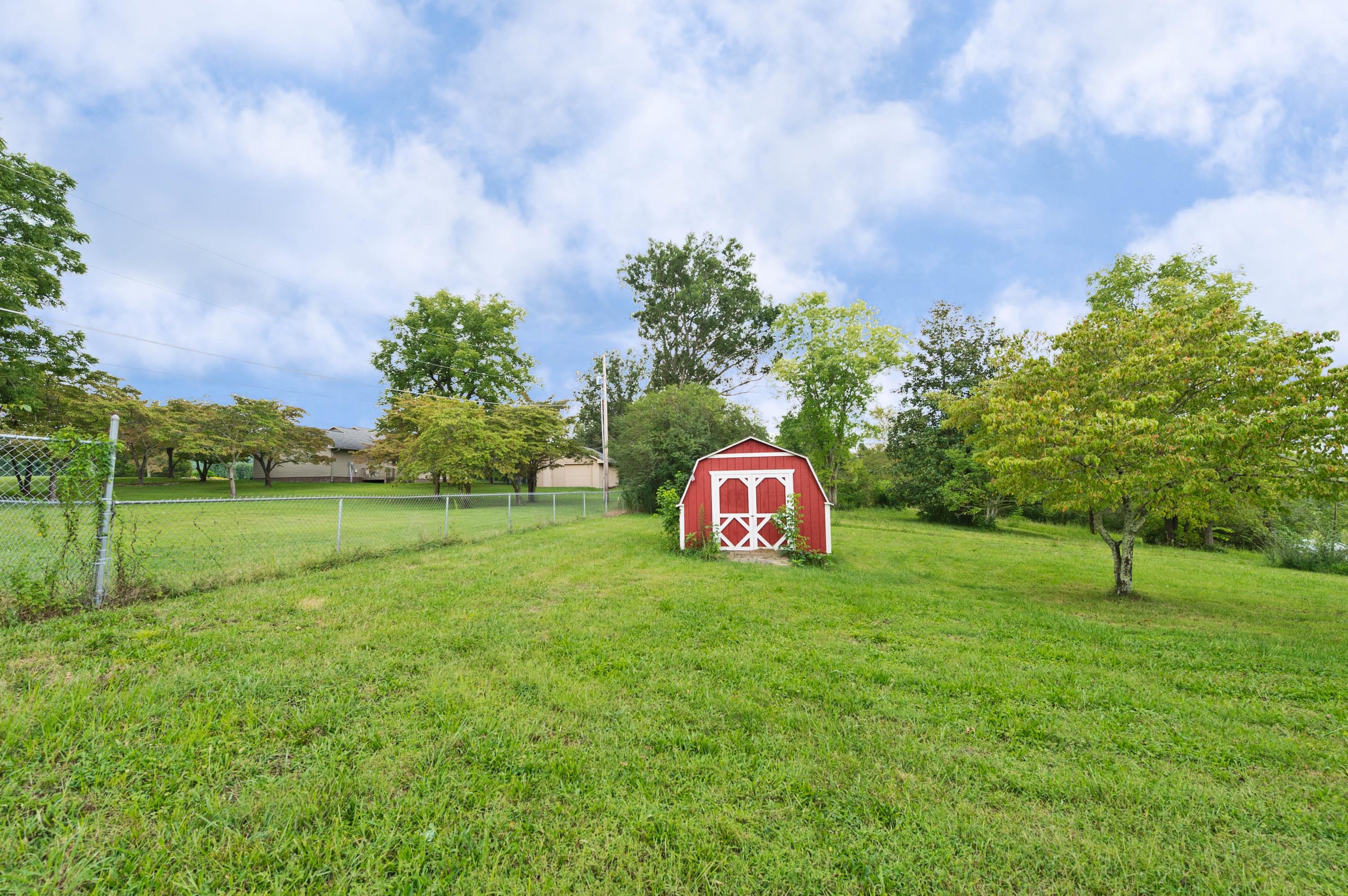 209 South High Knob Road La Follette, TN 37766 - Photo 14 of 16 _F323428-Edit