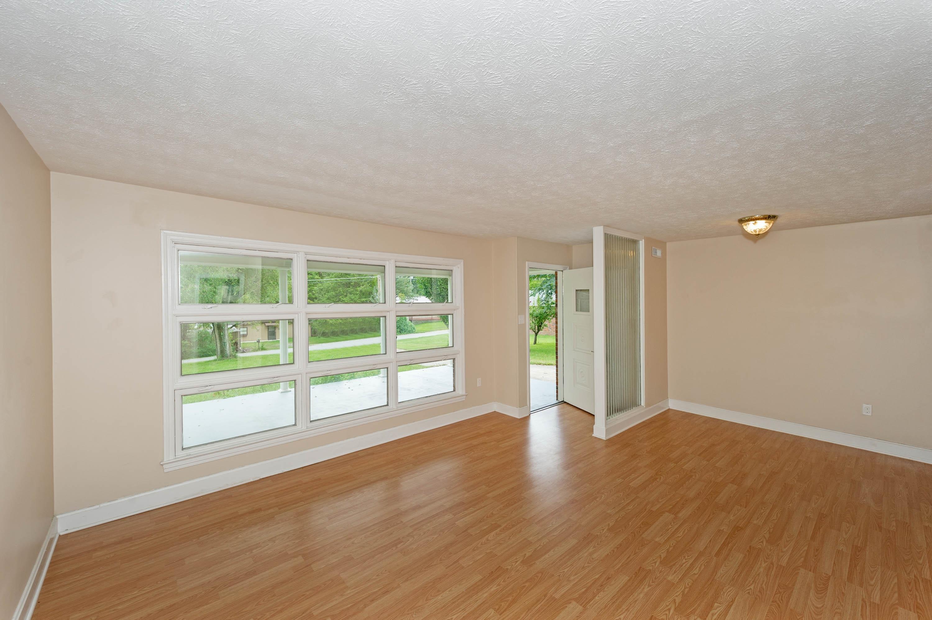 209 South High Knob Road La Follette, TN 37766 - Photo 7 of 16 _F323432-Edit
