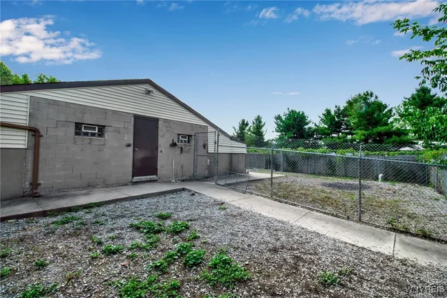 $344,900 | 100 Sullivan Road, Alden, NY 14004