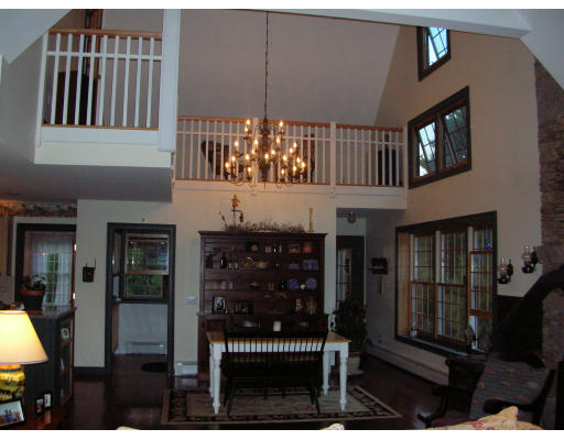 303 Putnam Hill Road Sutton, MA 01590 - Photo 7 of 9 Gallery Image 7
