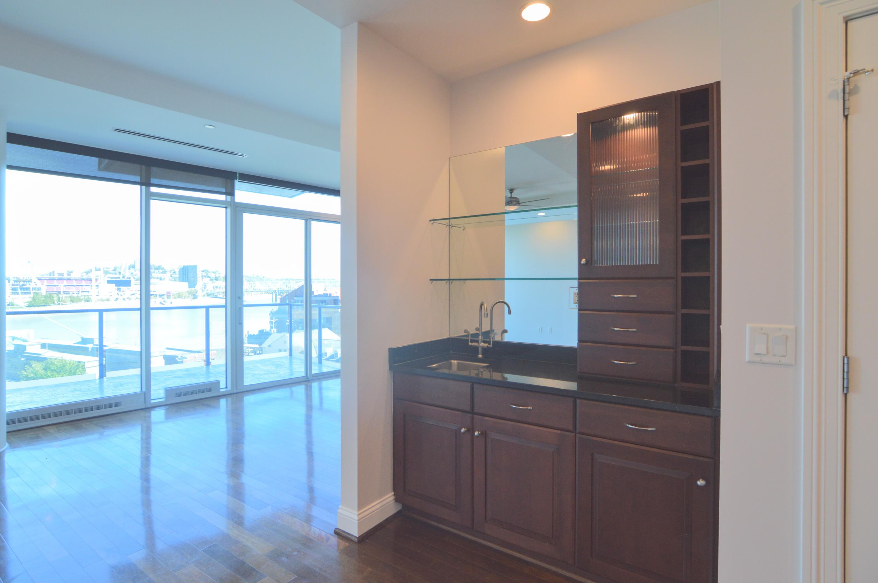 1 Roebling Way, Unit 602 Covington, KY 41011 - Photo 14 of 49