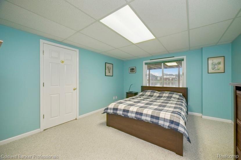 2211 South Shore Court Rochester Hills, MI 48307 - Photo 33 of 48