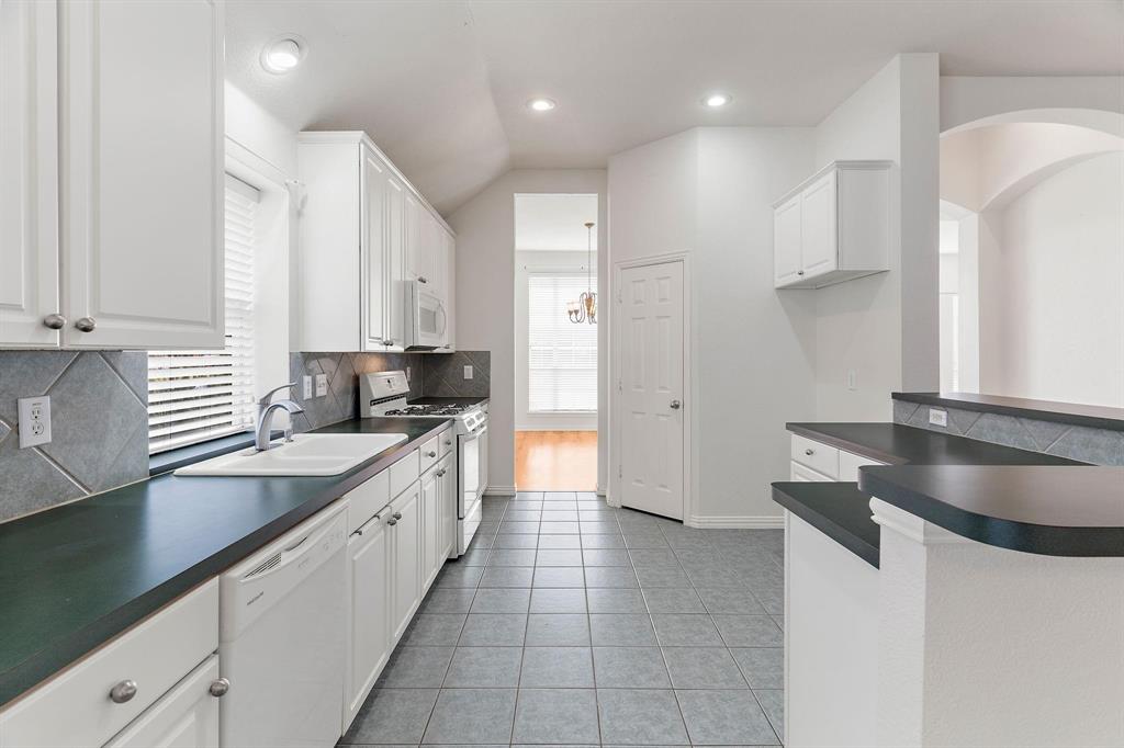 1813 Travis Drive Allen, TX 75002 - Photo 16 of 31