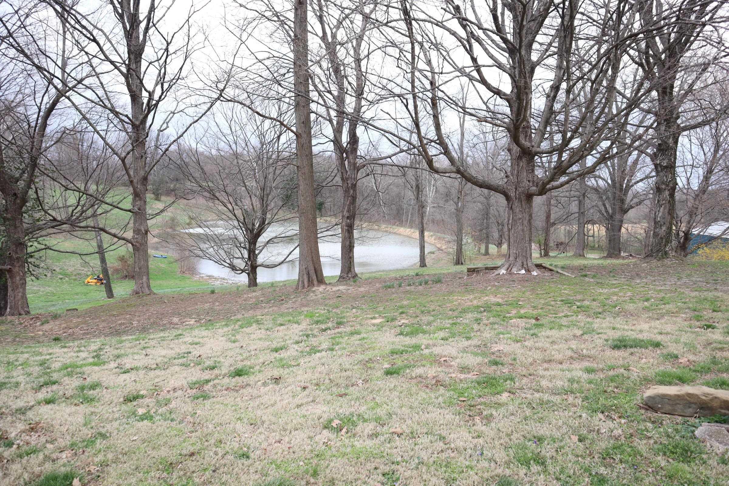 7555 Yankeetown Road Newburgh, IN 47630 - Photo 8 of 35 Gallery Image 8