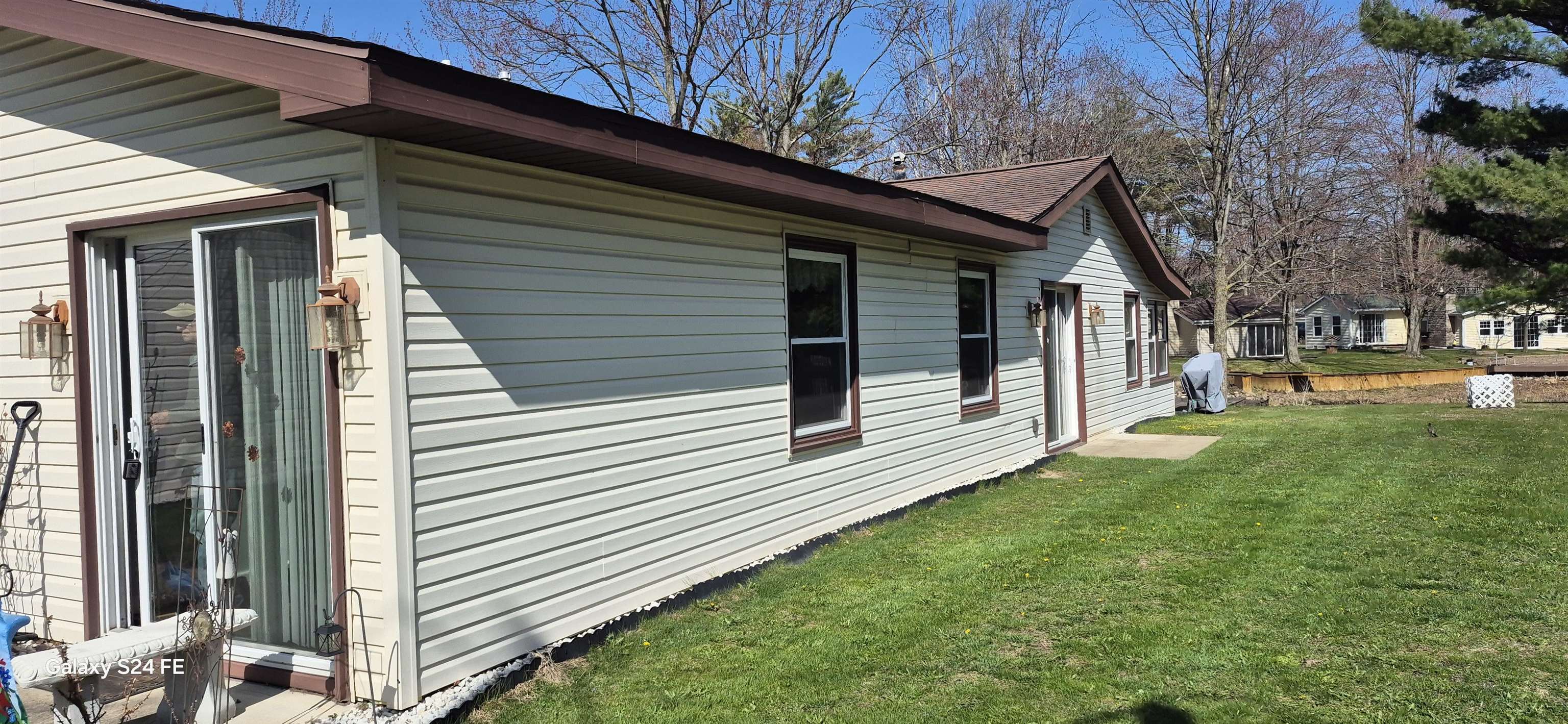 5191 Martin Road Beaverton, MI 48612 - Photo 1 of 27