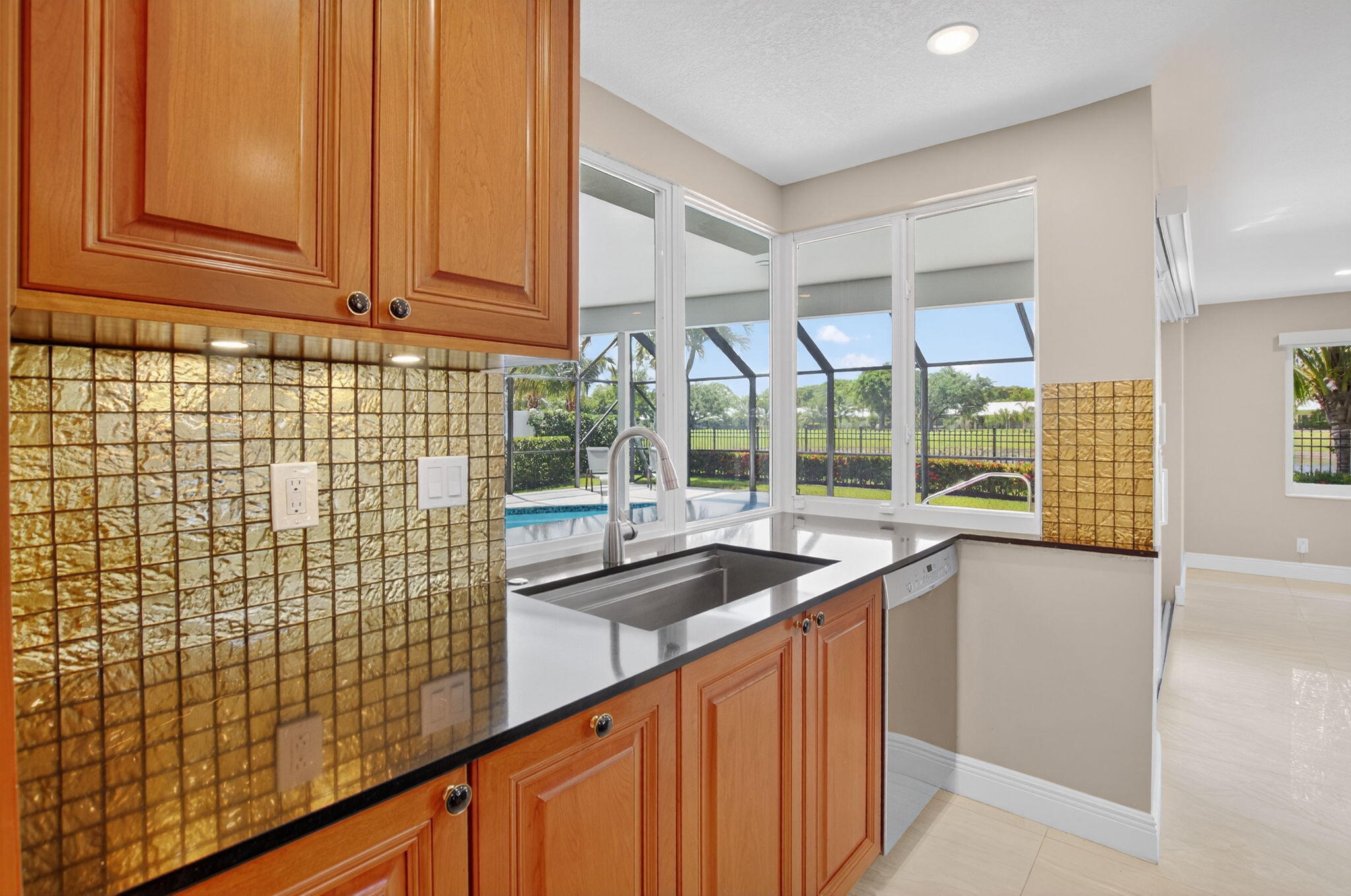 5717 Golfway Drive Boca Raton, FL 33433 - Photo 12 of 39 16-web-or-mls-DSC_1118
