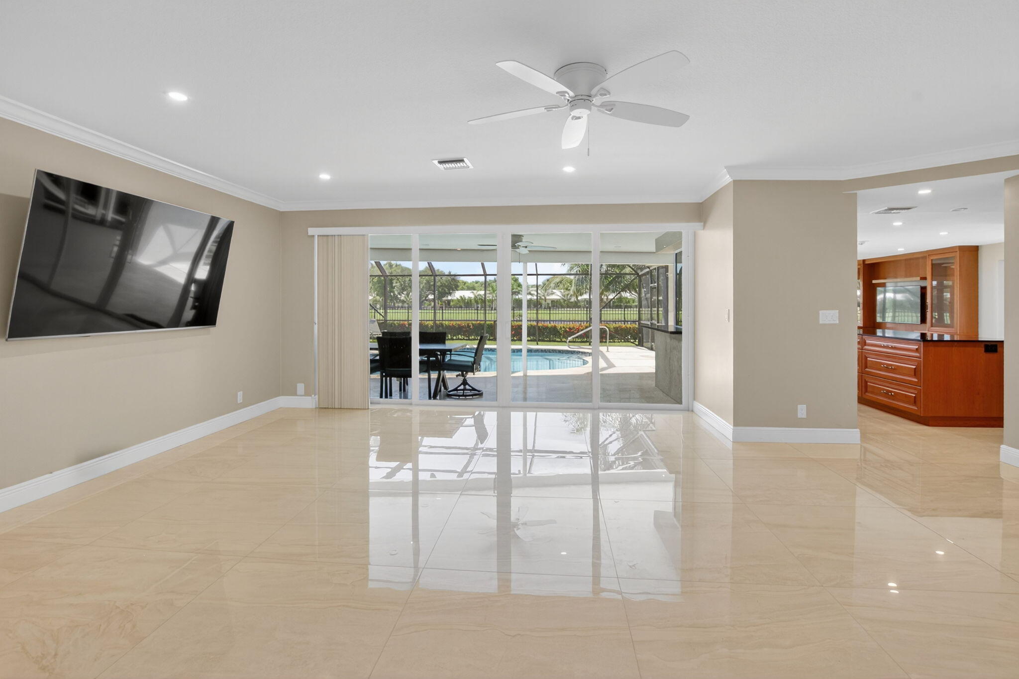 5717 Golfway Drive Boca Raton, FL 33433 - Photo 3 of 39 7-web-or-mls-DSC_1071