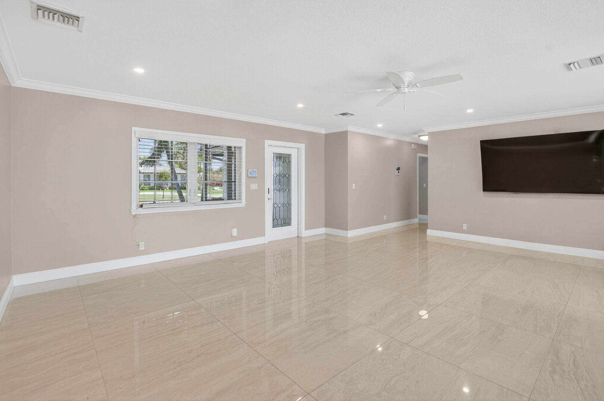 5717 Golfway Drive Boca Raton, FL 33433 - Photo 6 of 39 10-web-or-mls-DSC_1090