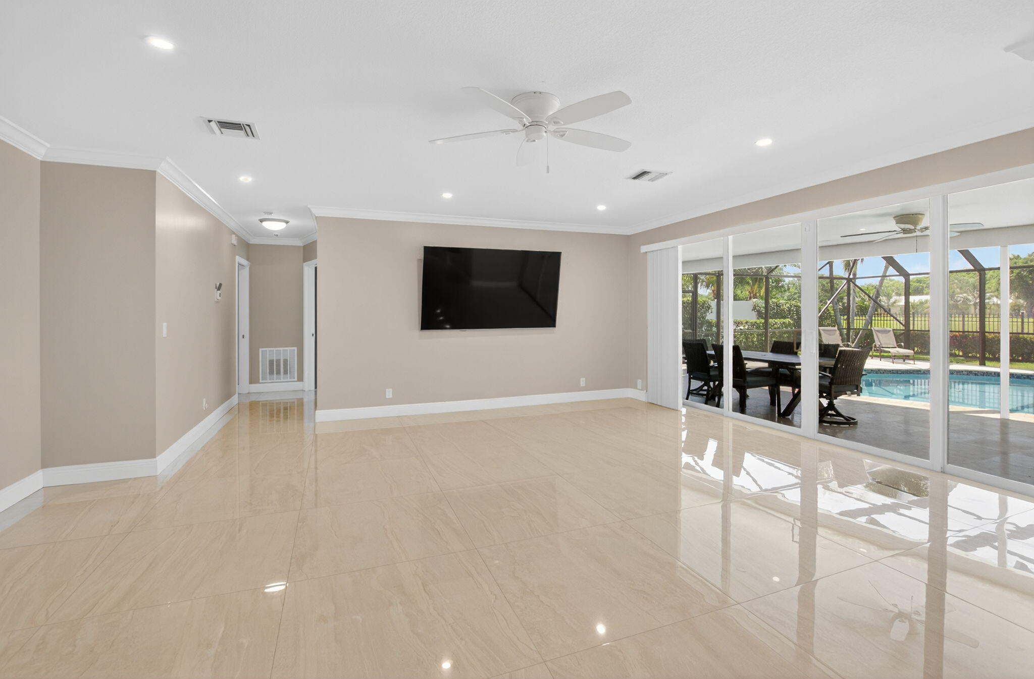 5717 Golfway Drive Boca Raton, FL 33433 - Photo 7 of 39 11-web-or-mls-DSC_1095