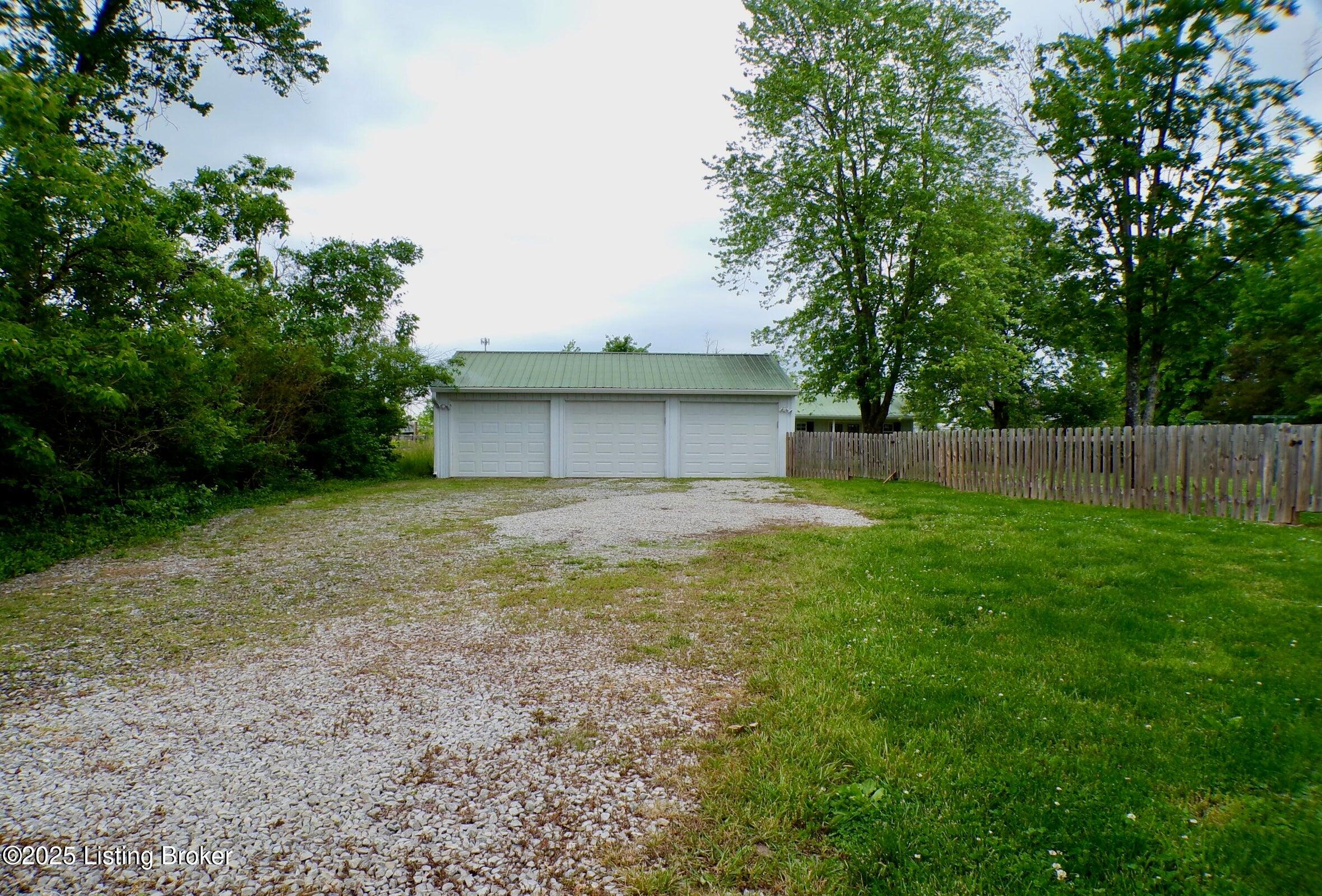 791 West Blue Lick Road Shepherdsville, KY 40165 - Photo 22 of 25 22