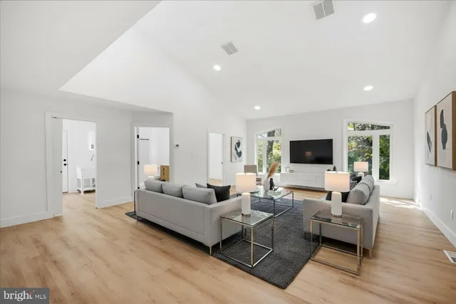 $399,900 | 624 East 8th Street, Northampton, PA 18067