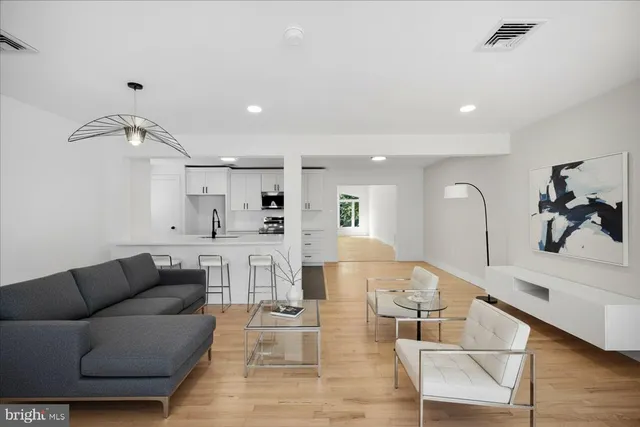 $399,900 | 624 East 8th Street, Northampton, PA 18067