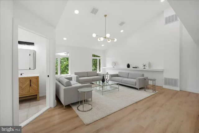 $399,900 | 624 East 8th Street, Northampton, PA 18067