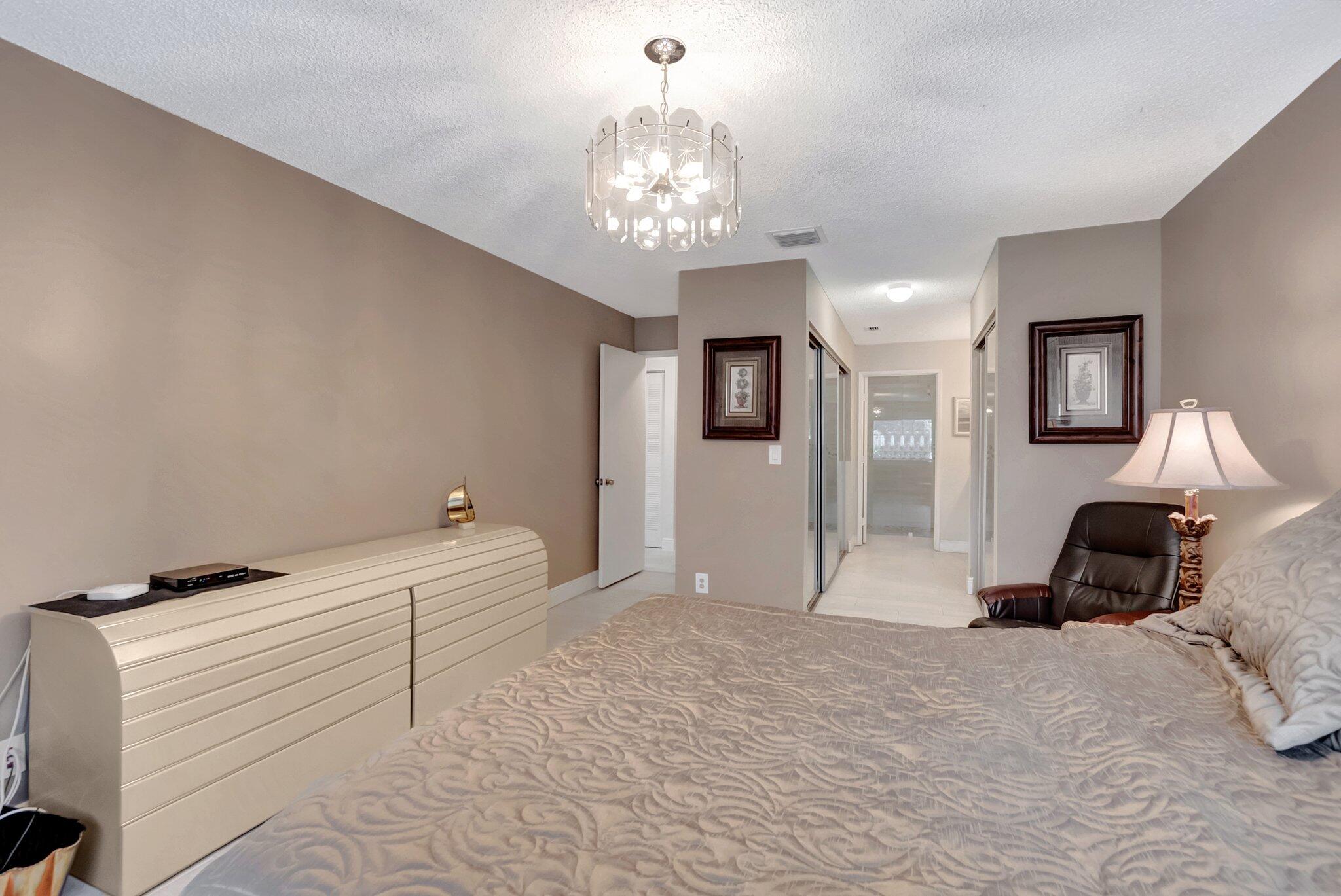 8081 Springtree Road, Unit C Boca Raton, FL 33496 - Photo 14 of 47 19-web-or-mls-DSC_0041